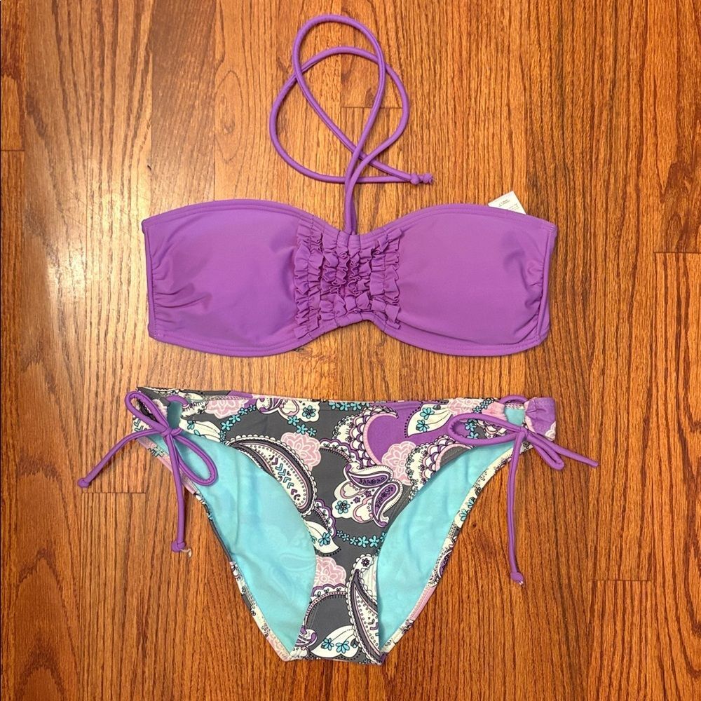 HULA HONEY Purple Ruched Bikini Top & Paisley Tie Bottoms – Size L